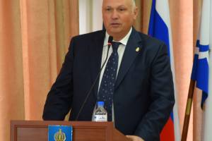 Глава администрации Астрахани Радик Харисов подал в отставку