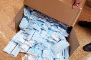 Незаконную продажу медицинских масок выявили в Астрахани