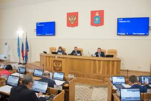 118 млн рублей на лекарства: внесены изменения в закон о бюджете