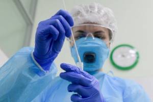Эксперт спрогнозировал, когда начнется пик распространения коронавируса в России