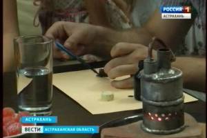 Астраханский умелец создает шедевры из потрепанной сантехники и ненужных шестеренок