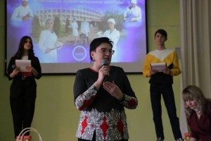 Инна Ирдеева поздравила и наградила «Волонтеров года» студентов медколледжа