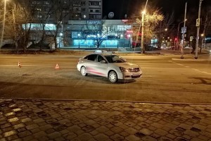 Подросток, иностранка и пенсионер: в ДТП в Астрахани пострадали пешеходы