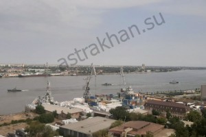 Астраханцев испугала репетиция МЧС на центральной набережной