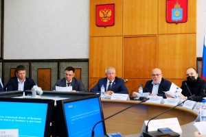 Астраханские депутаты поддержали проект нового закона о региональной власти