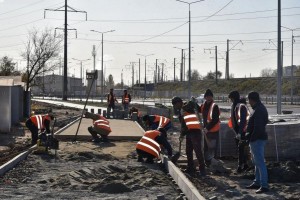 До конца недели в Астрахани завершат ремонт пешеходных дорожек на ул. Бориса Алексеева