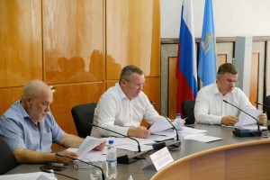 Дума Астраханской области утвердила повестку дня пленарного заседания