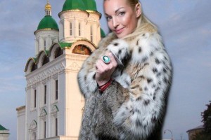 Балерина Волочкова опровергла слухи о своих долгах за коммуналку в астраханском ЖК