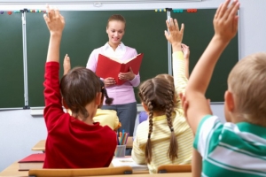 В Астрахани не хватает школьных учителей