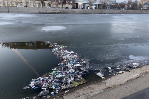 Астраханцы жалуются на состояние городских каналов