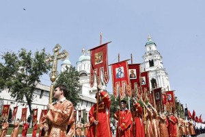 В Астрахани состоялся крестный ход в&#160;честь Дня славянской культуры и&#160;письменности