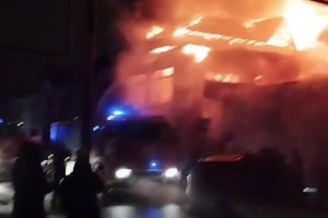 Полицейские спасли мужчину из горящей гостиницы в&#160;Астрахани