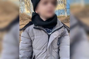 В Астрахани ищут родителей потерявшегося ребенка