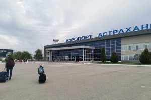 Трое друзей опоздали на рейс в ОАЭ и чуть не улетели в Астрахань