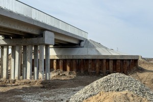 Ремонт моста в&#160;Красноярском районе наполовину завершен