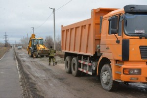 В Астрахани набирает обороты сезон дорожных работ