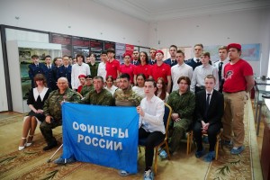 В Астрахани бойцы СВО встретились с&#160;курсантами и&#160;школьниками