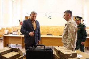 Игорь Бабушкин встретился в Знаменске с военнослужащими
