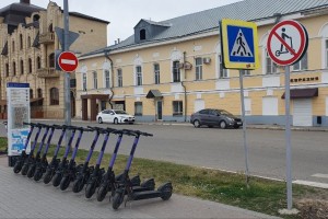 Администрация Астрахани опубликовала список улиц, на которых нельзя ездить на электросамокатах Администрация Астрахани опубликовала список улиц, на которых нельзя ездить на электросамокатах