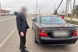 В Астрахани наказали водителя, устроившего дрифт на площади Ленина В Астрахани наказали водителя, устроившего дрифт на площади Ленина