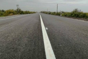 В Астраханской области прокуратура заставила завершить ремонт дороги, брошенной подрядчиком В Астраханской области прокуратура заставила завершить ремонт дороги, брошенной подрядчиком