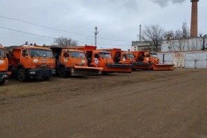 В Астрахани спецтехнику переведут на оперативный режим работы для реагирования на ухудшение погоды