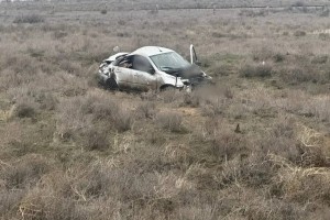 На трассе под Астраханью опрокинулся автомобиль – пассажир погиб На трассе под Астраханью опрокинулся автомобиль – пассажир погиб