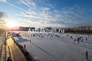 12 сантиметров до беды: почему выход на лед в Астрахани смертельно опасен 12 сантиметров до беды: почему выход на лед в Астрахани смертельно опасен