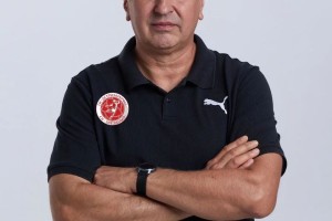 Спортсменов и главного тренера астраханской гандбольной команды вызвали в сборную России Спортсменов и главного тренера астраханской гандбольной команды вызвали в сборную России