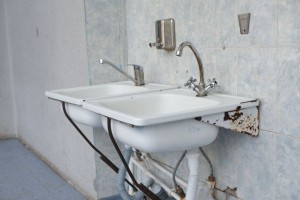 Опубликован список астраханских школ, где обновят спортзалы, коридоры и туалеты Опубликован список астраханских школ, где обновят спортзалы, коридоры и туалеты