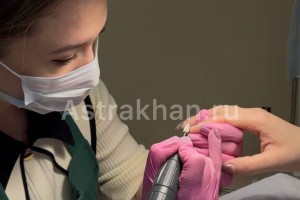 В Астрахани мастера красоты работают почти в ноль и ищут новую работу В Астрахани мастера красоты работают почти в ноль и ищут новую работу