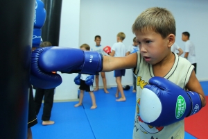 В Астрахани  детям  подарили спортивный клуб