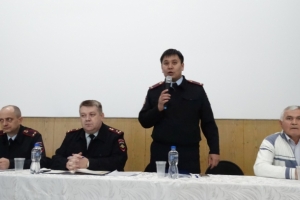 В Астрахани участковые уполномоченные полиции  отчитались о проделанной работе перед населением