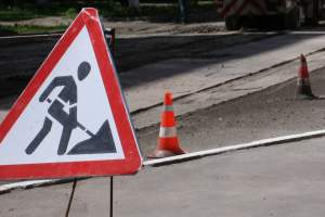 В Астрахани идёт восстановление дорожного покрытия