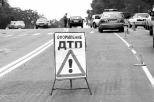 Водитель без прав спровоцировал массовую аварию в Астрахани