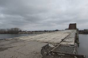 Кирикилинский мост в Астрахани продолжают растаскивать
