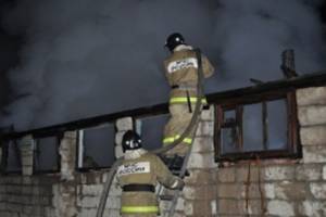 Пожар в Астрахани. Спасены 3 человека
