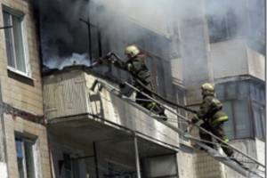 Пожар на 5 этаже в центре Астрахани