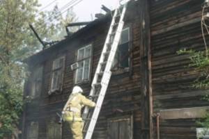 На улице Ленина сгорел дом