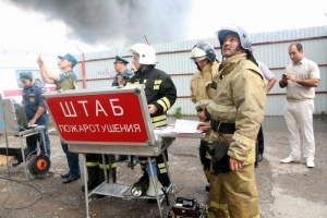 Пожар на территории завода резиновых изделий – хронология и фото