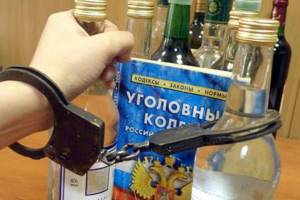 Астраханец украл виски и избил охранника гипермаркета