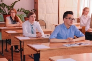 Школы Астрахани с медалями закончили почти 150 выпускников