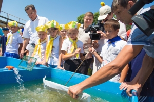 В Астраханской области спасением рыбной молоди занимаются 64 отряда «Голубой патруль»
