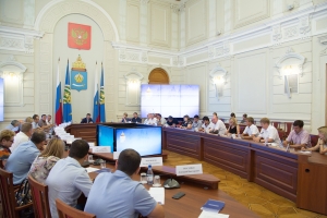 В Астрахани состоялось первое заседание экспертного экономического совета