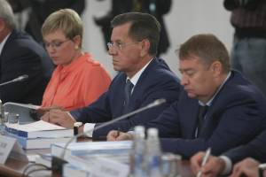 Губернатор Астраханской области предложил на 15 дней отменять визы для иностранцев