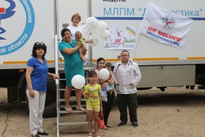  Более 500 детей обследованы мобильной поликлиникой в Енотаевском районе