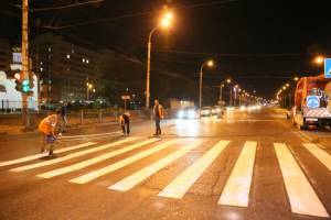 В Астрахани размечают улицы