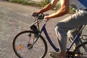 Астраханец собрал аэроприводный велосипед