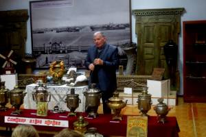 Выставка уникальных самоваров открылась в Астраханской области
