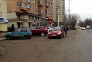 67-летняя жительница Астрахани попала под колёса автомобиля Hyundai